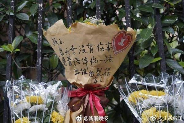 记者：马赛仍然对本纳塞尔感兴趣，希望以更优惠的价格签回他